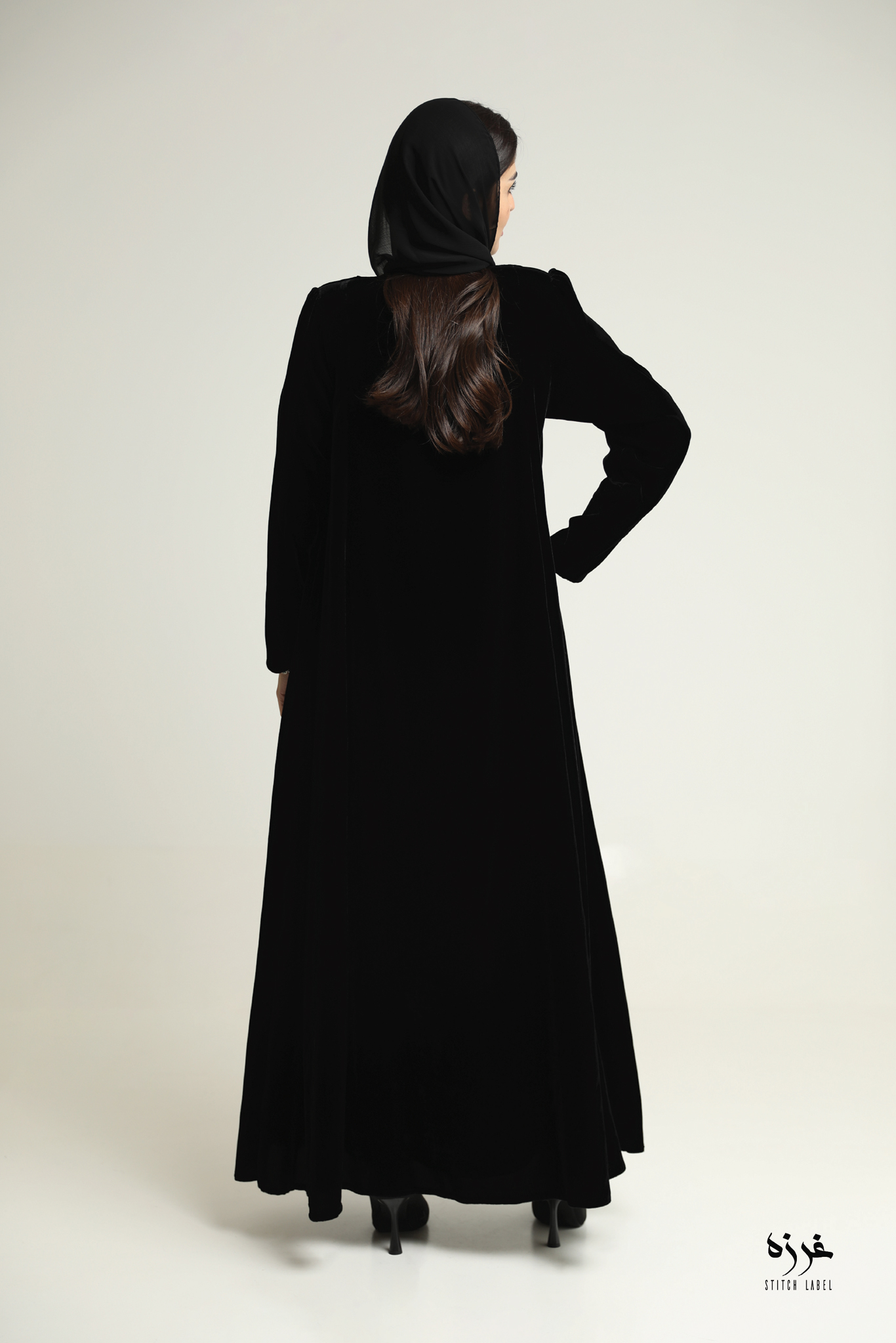 42 297 - Image 4