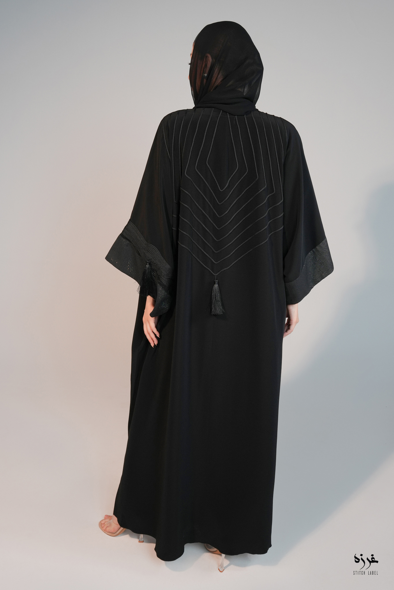 151 557 - Image 4